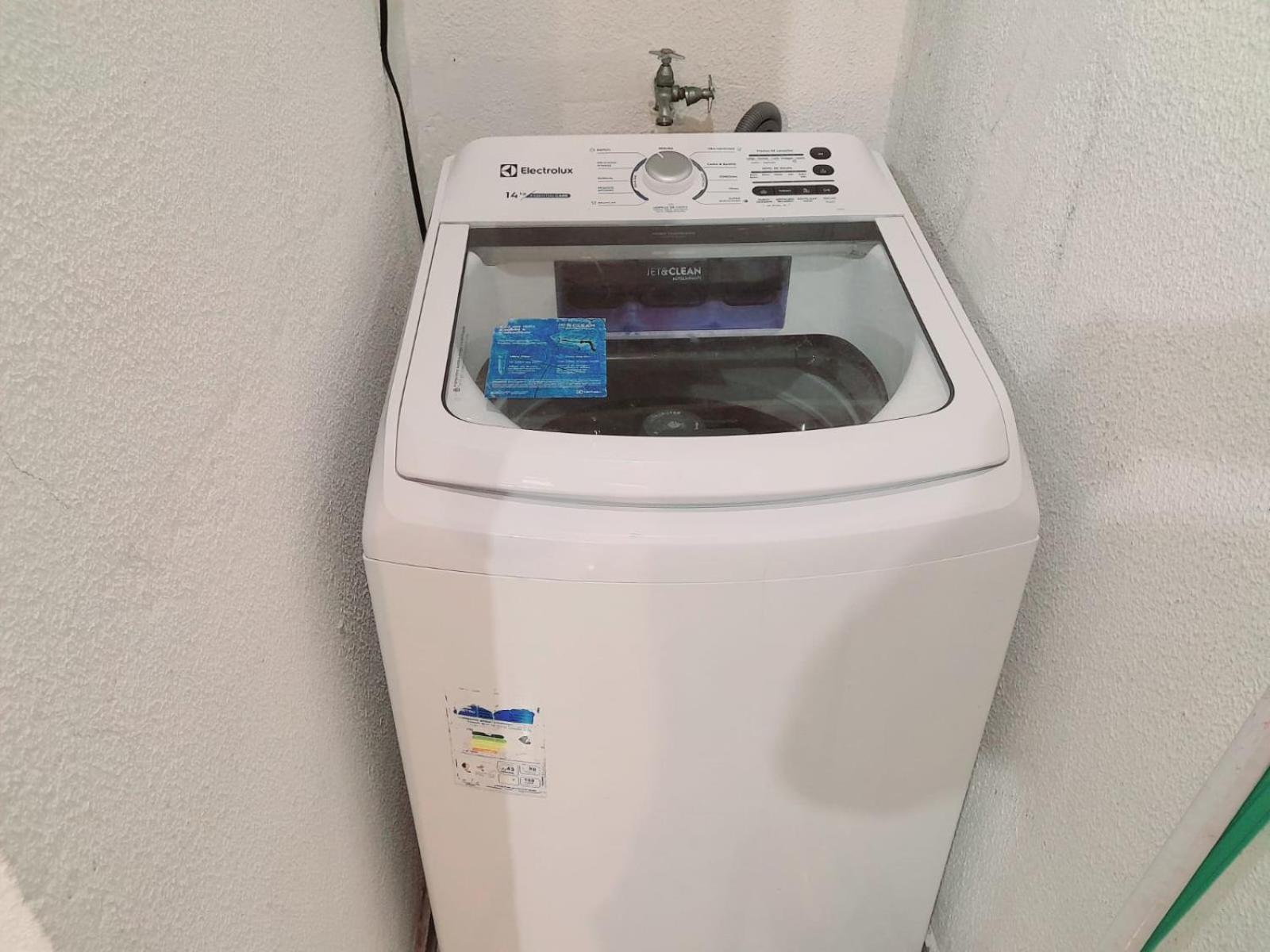 Casa Em Condominio, Com Piscina, Parquinho Infantil, Internet 500mb, Ideal Familia, Garagem 2 Carros, Com 2 Quartos Sendo 1 Suite, Com Smart Tv, 400m Da * Matinhos