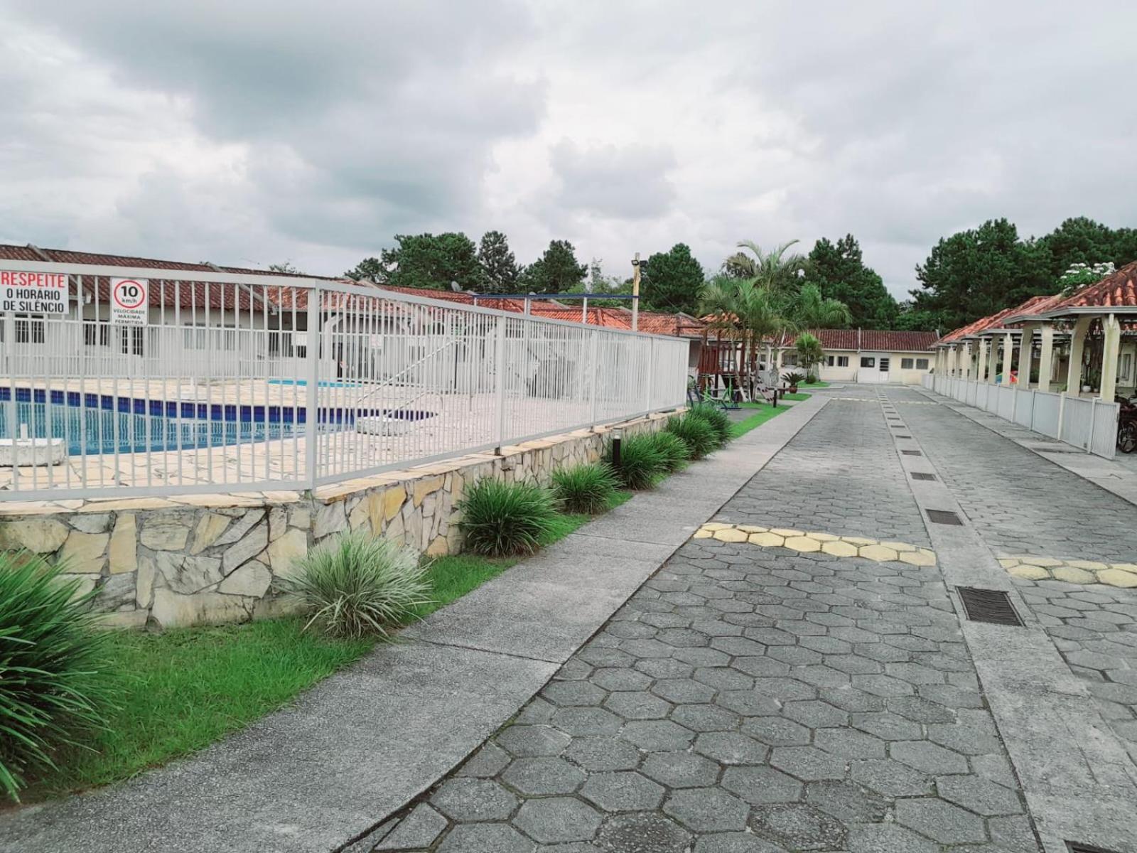 Casa Em Condominio, Com Piscina, Parquinho Infantil, Internet 500mb, Ideal Familia, Garagem 2 Carros, Com 2 Quartos Sendo 1 Suite, Com Smart Tv, 400m Da Holiday home *