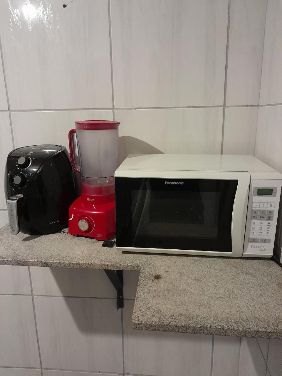 Casa Em Condominio, Com Piscina, Parquinho Infantil, Internet 500mb, Ideal Familia, Garagem 2 Carros, Com 2 Quartos Sendo 1 Suite, Com Smart Tv, 400m Da * Matinhos