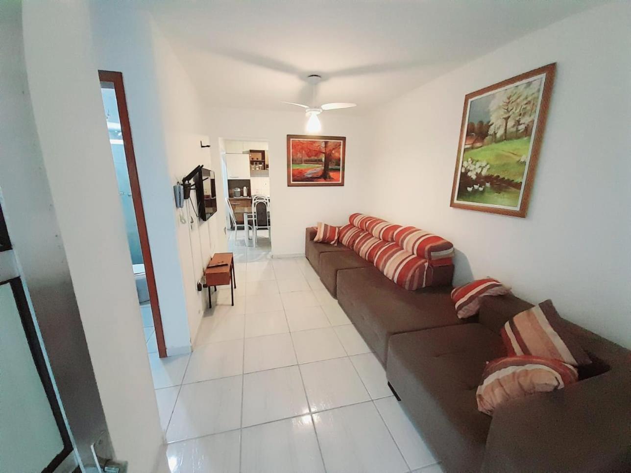 Casa Em Condominio, Com Piscina, Parquinho Infantil, Internet 500mb, Ideal Familia, Garagem 2 Carros, Com 2 Quartos Sendo 1 Suite, Com Smart Tv, 400m Da Сasa de vacaciones Matinhos